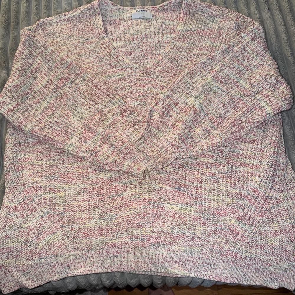 Old Navy Women's Pastel Knit V-Neck Sweater